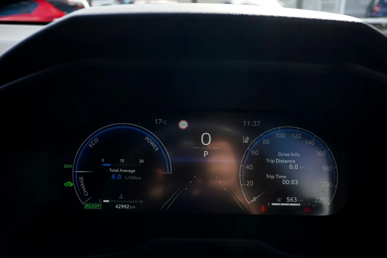 2024 Toyota RAV4 Gallery Image 17
