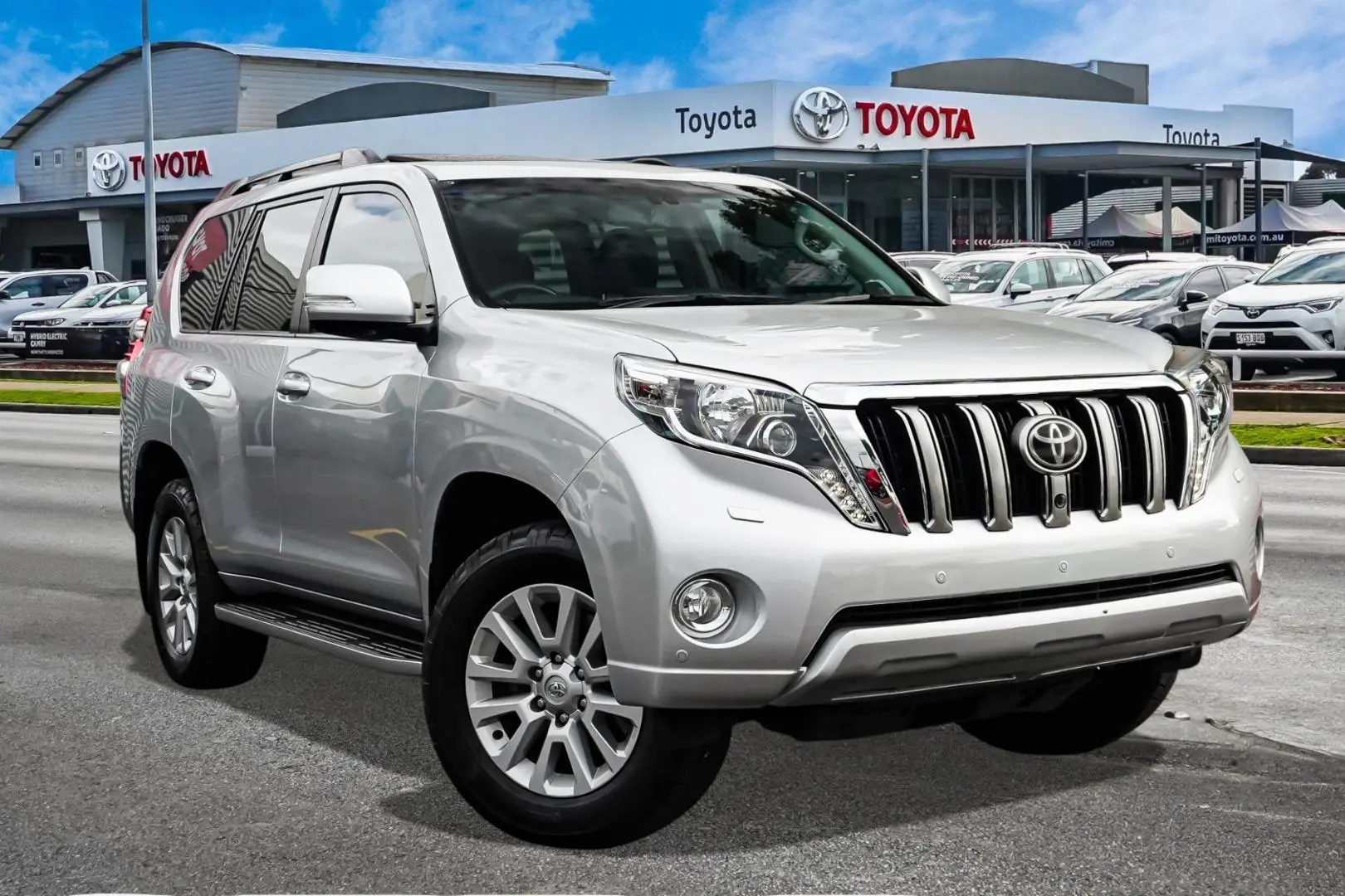 2016 Toyota Landcruiser Prado Gallery Image 1