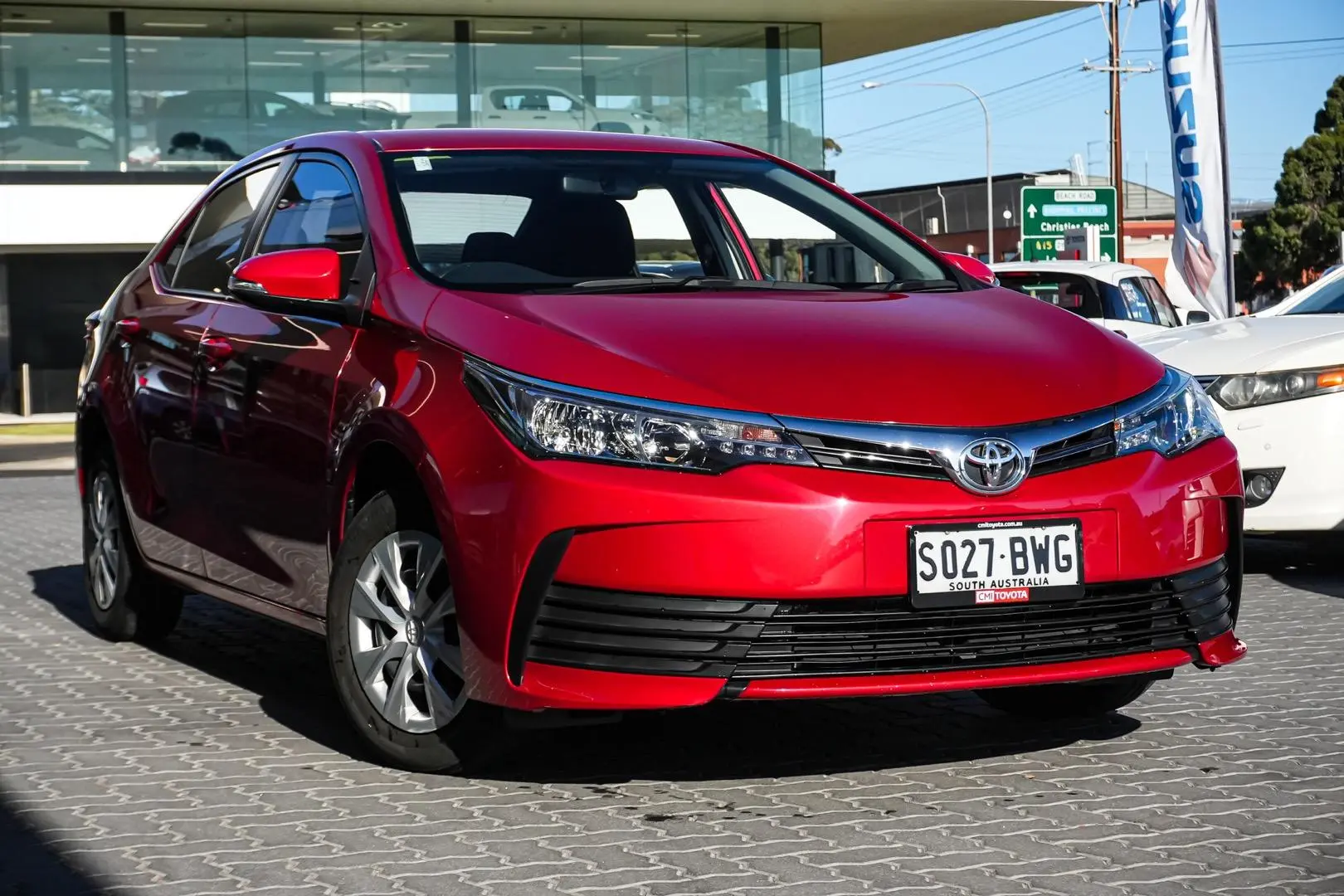 2018 Toyota Corolla Gallery Image 2