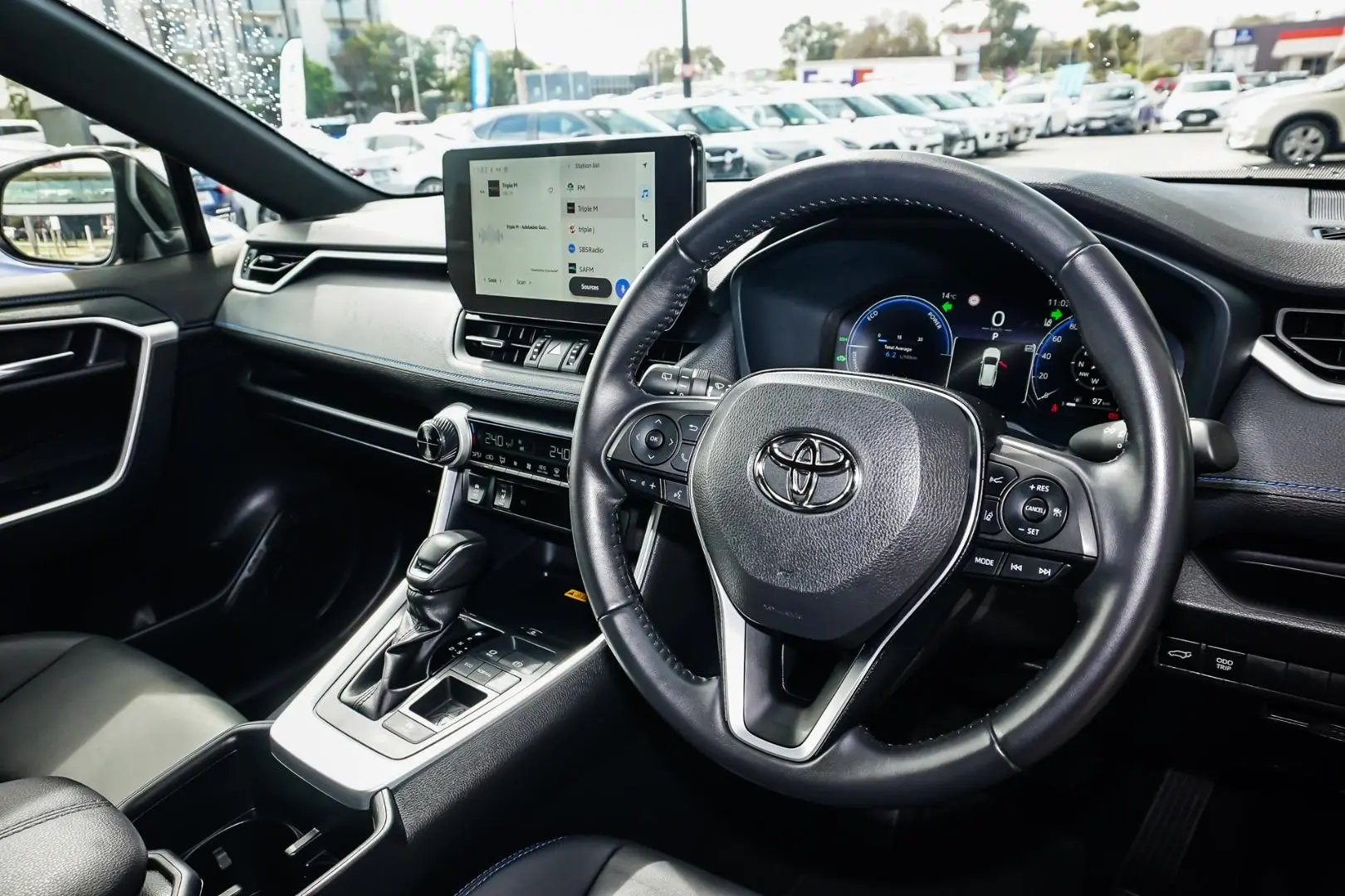 2022 Toyota RAV4 Gallery Image 7
