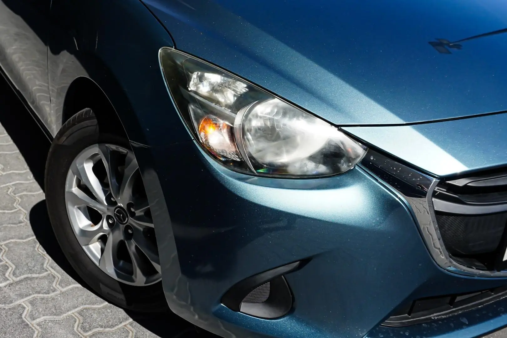 2016 Mazda 2 Gallery Image 12