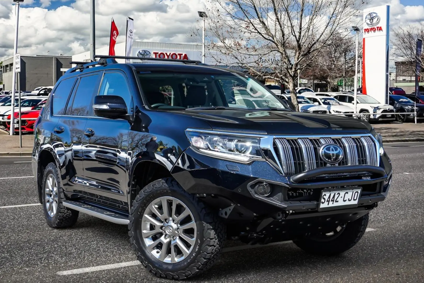 2021 Toyota Landcruiser Prado Image