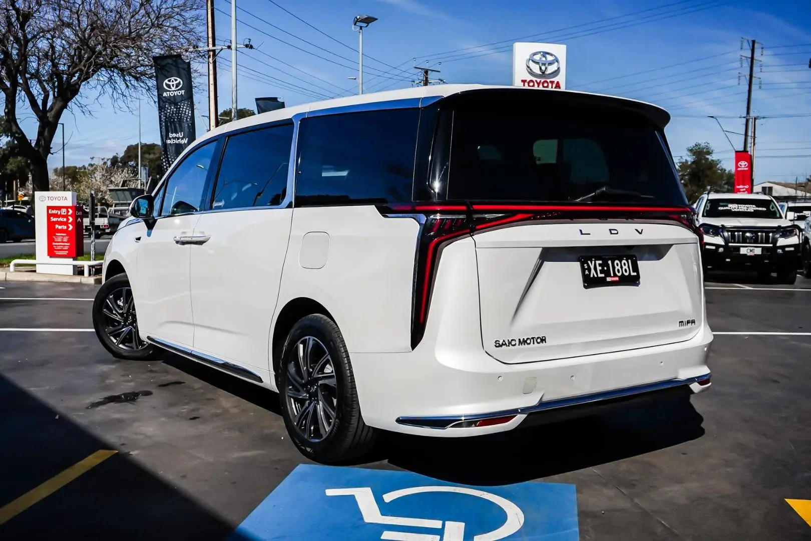 2023 LDV MIFA Gallery Image 3