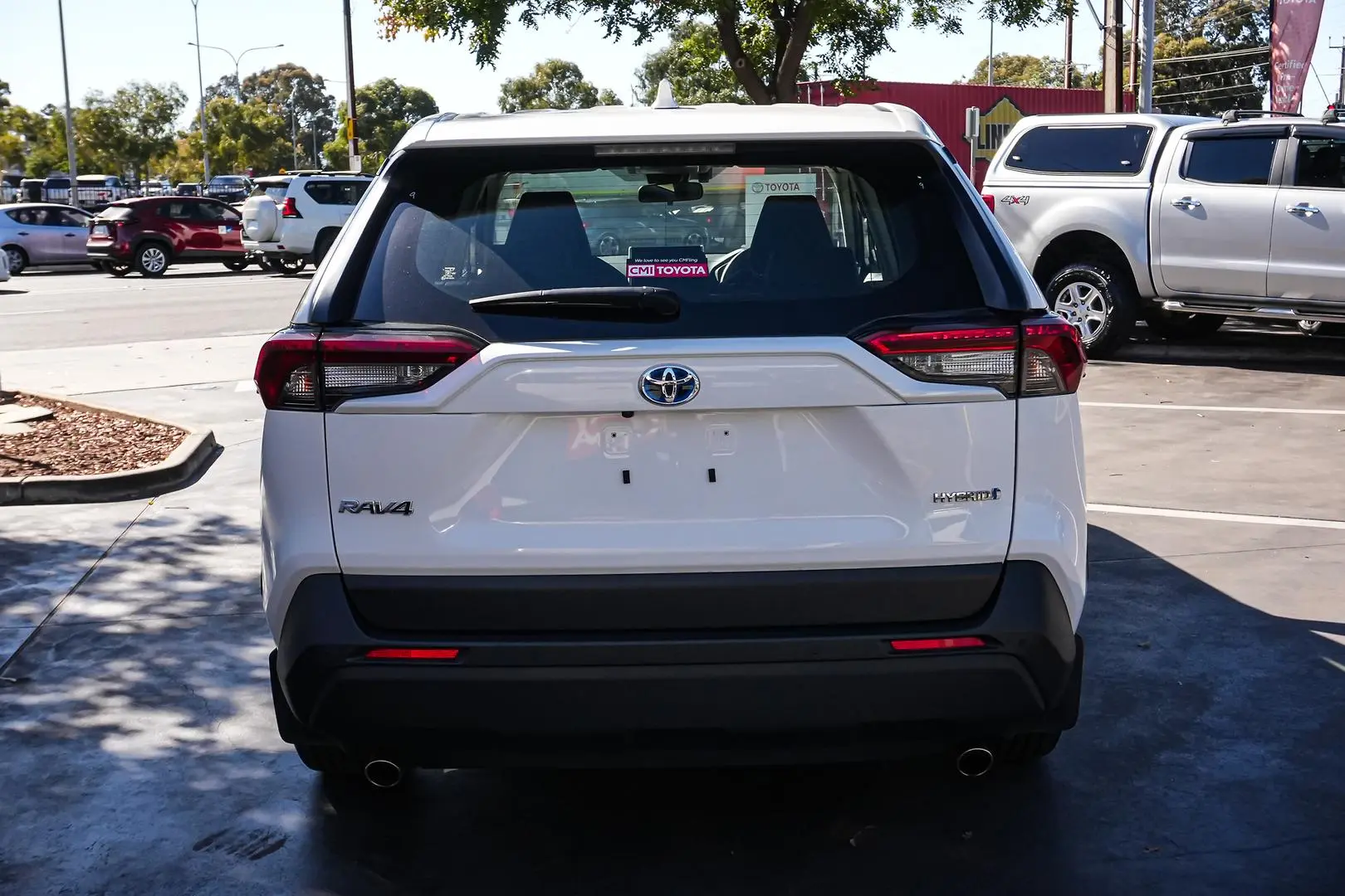 2024 Toyota RAV4 Gallery Image 6