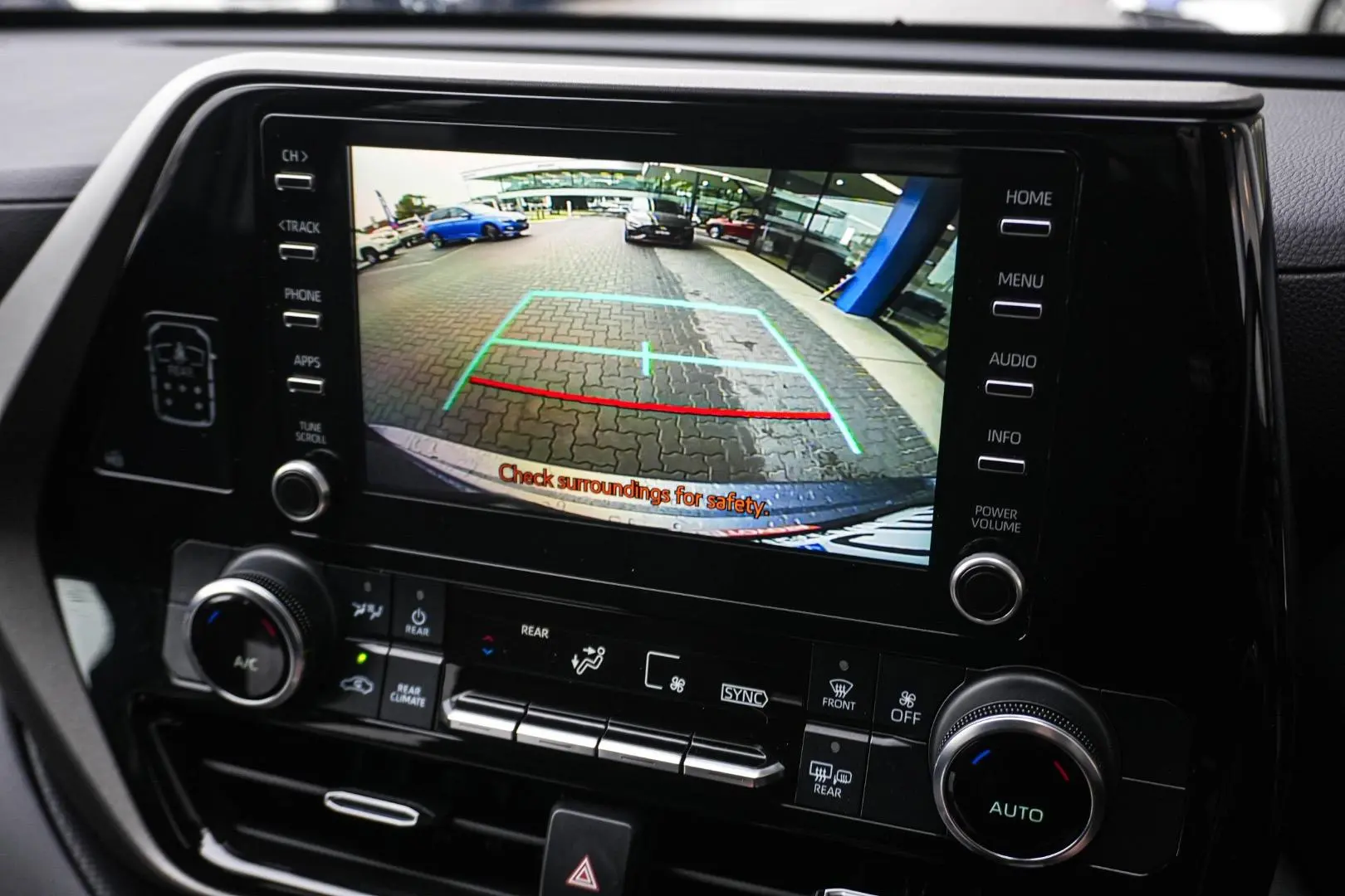 2022 Toyota Kluger Gallery Image 22