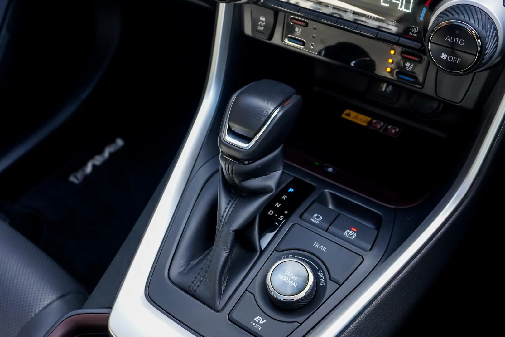2024 Toyota RAV4 Gallery Image 16