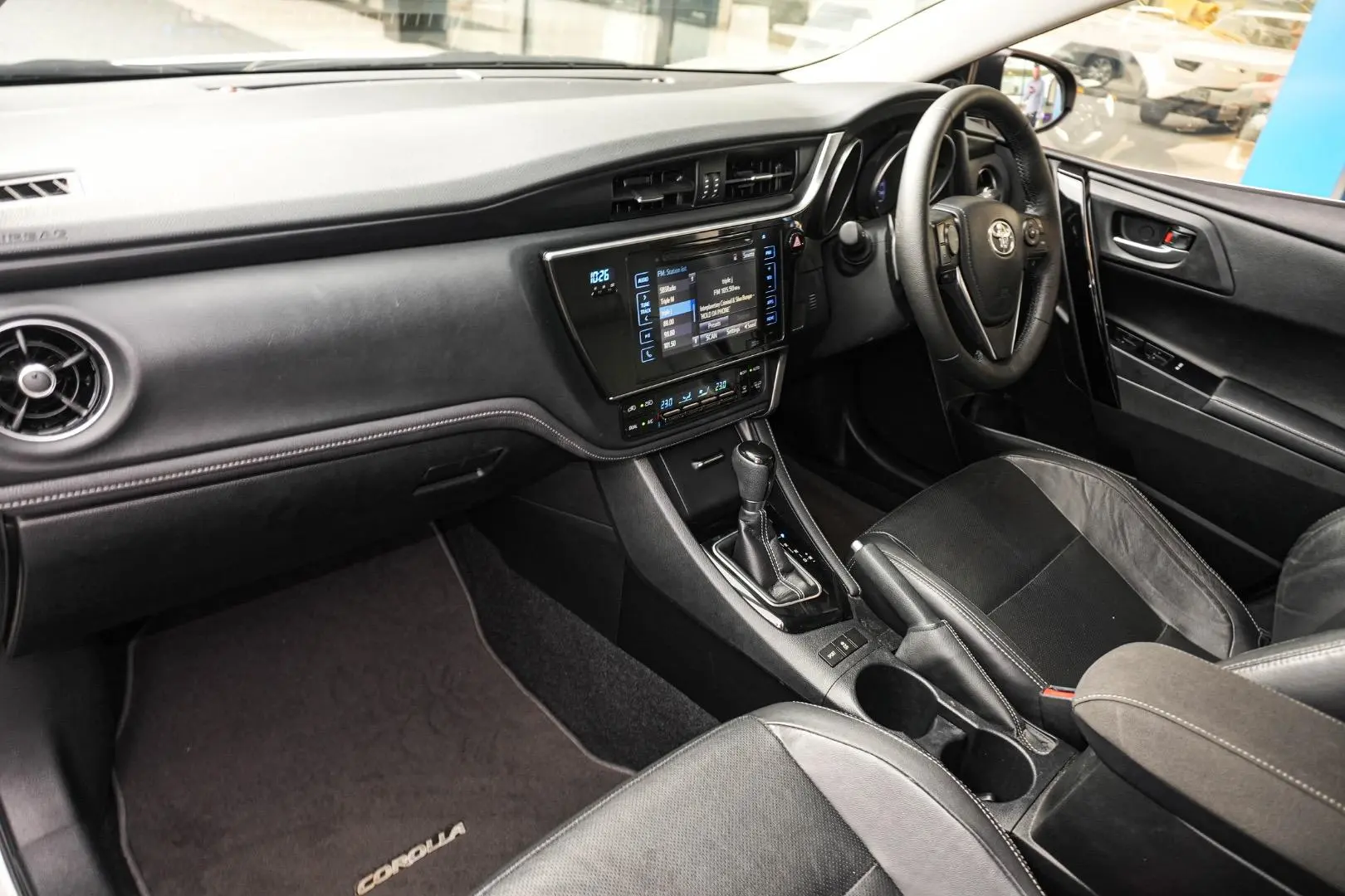 2017 Toyota Corolla Gallery Image 10