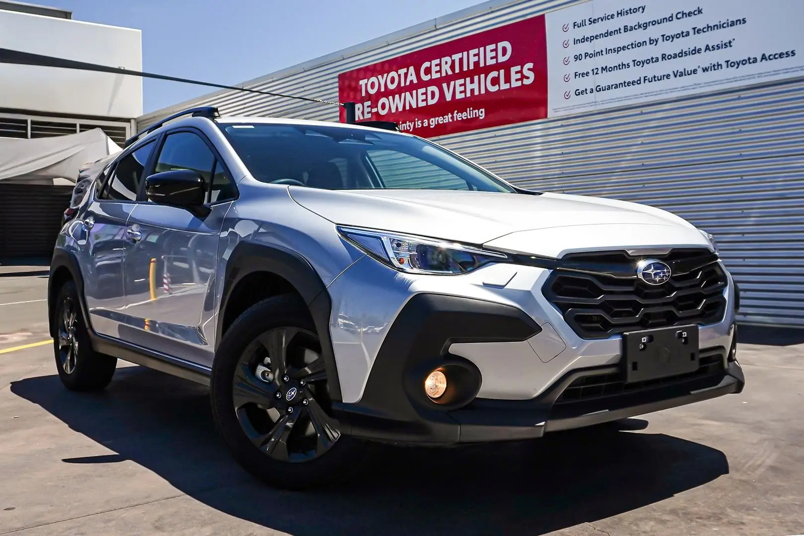 2023 Subaru Crosstrek Gallery Image 2