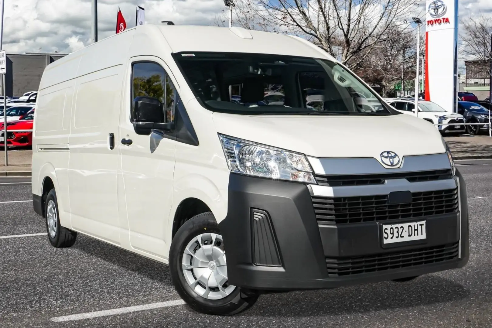 2025 Toyota Hiace Image