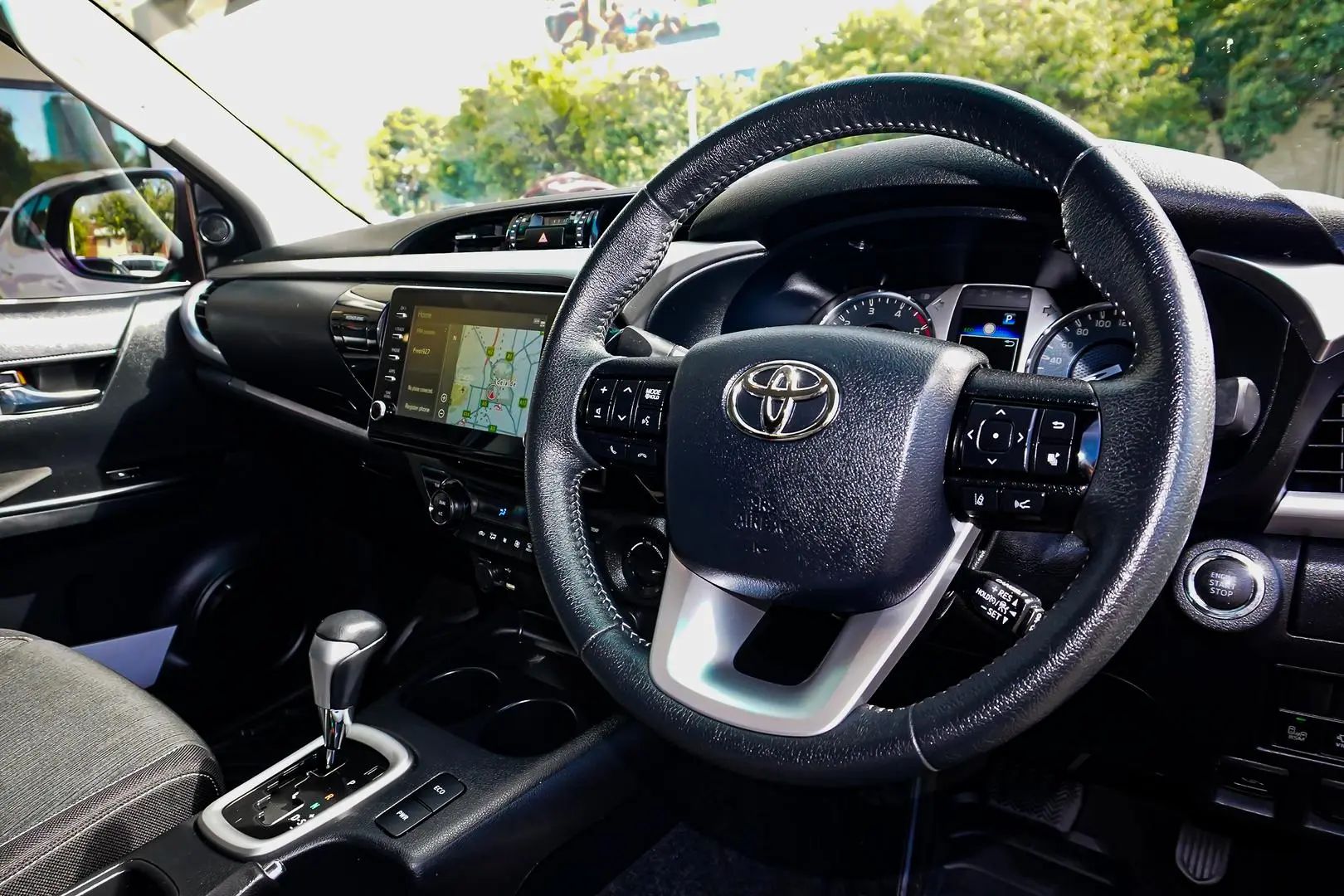 2023 Toyota Hilux Gallery Image 7