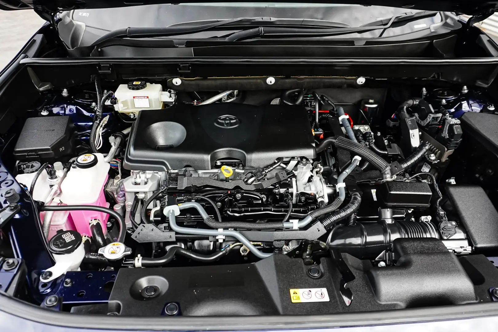 2020 Toyota RAV4 Gallery Image 27