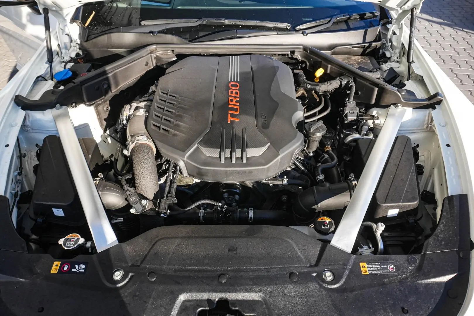 2022 Kia Stinger Gallery Image 24