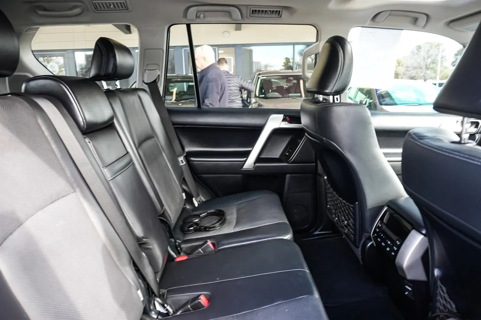 2021 Toyota Landcruiser Prado Gallery Image 8