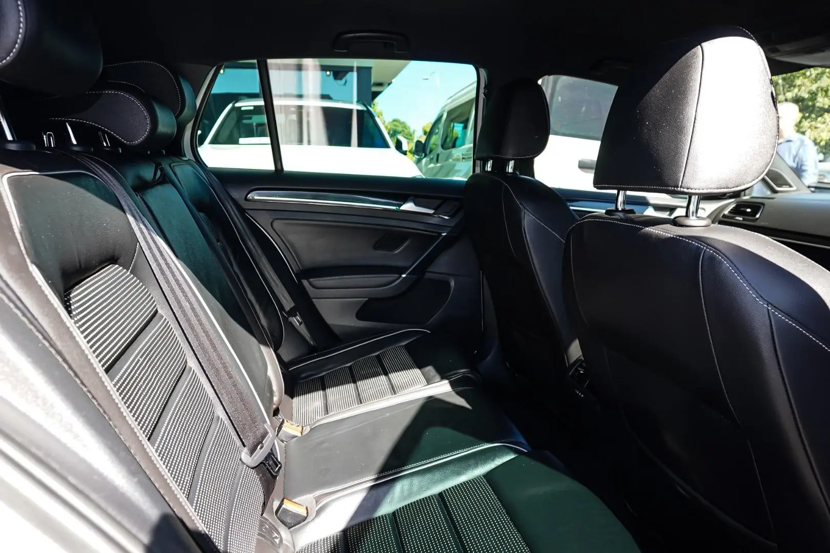 2018 Volkswagen Golf Gallery Image 8