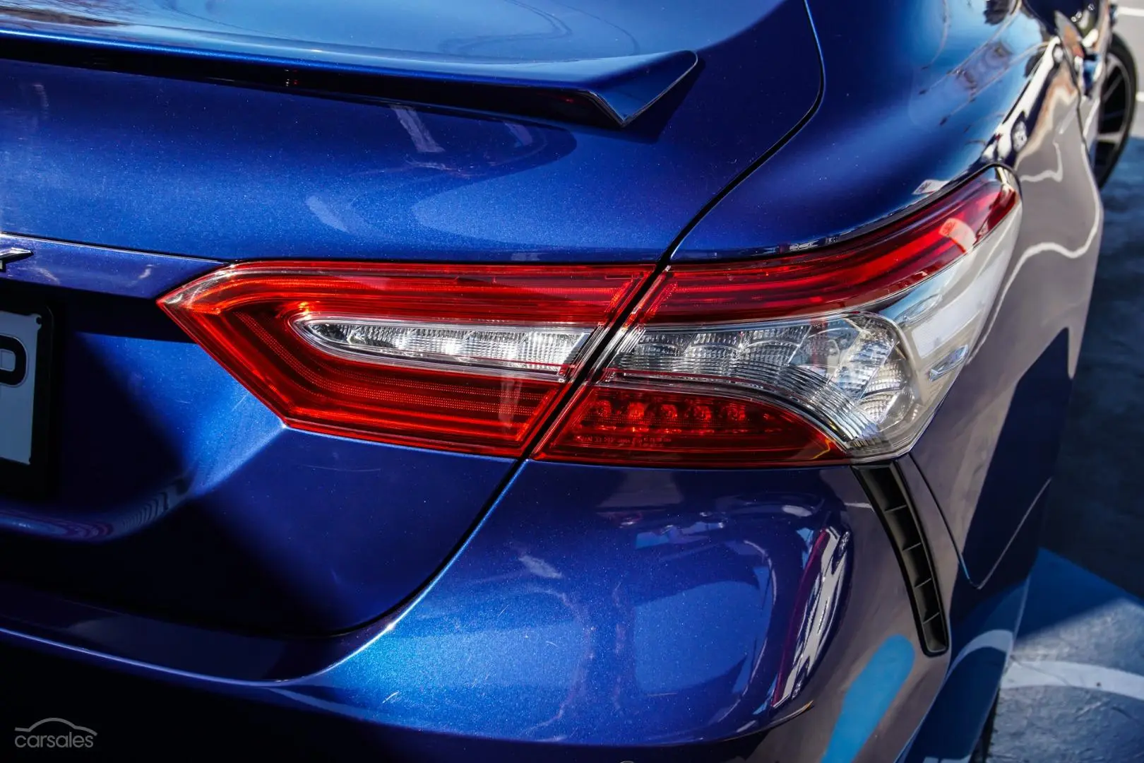 2018 Toyota Camry Image 12