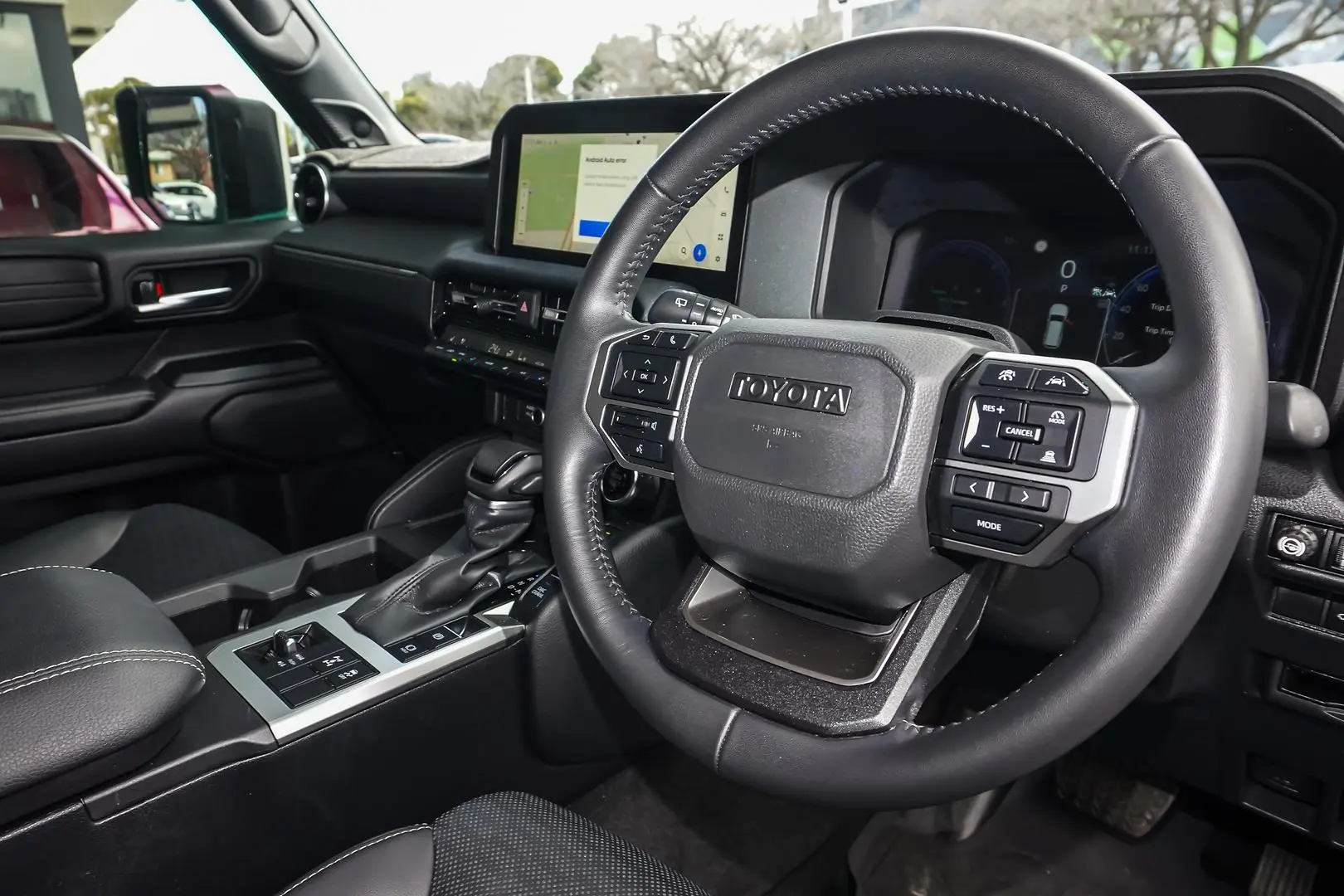 2025 Toyota Landcruiser Prado Gallery Image 7