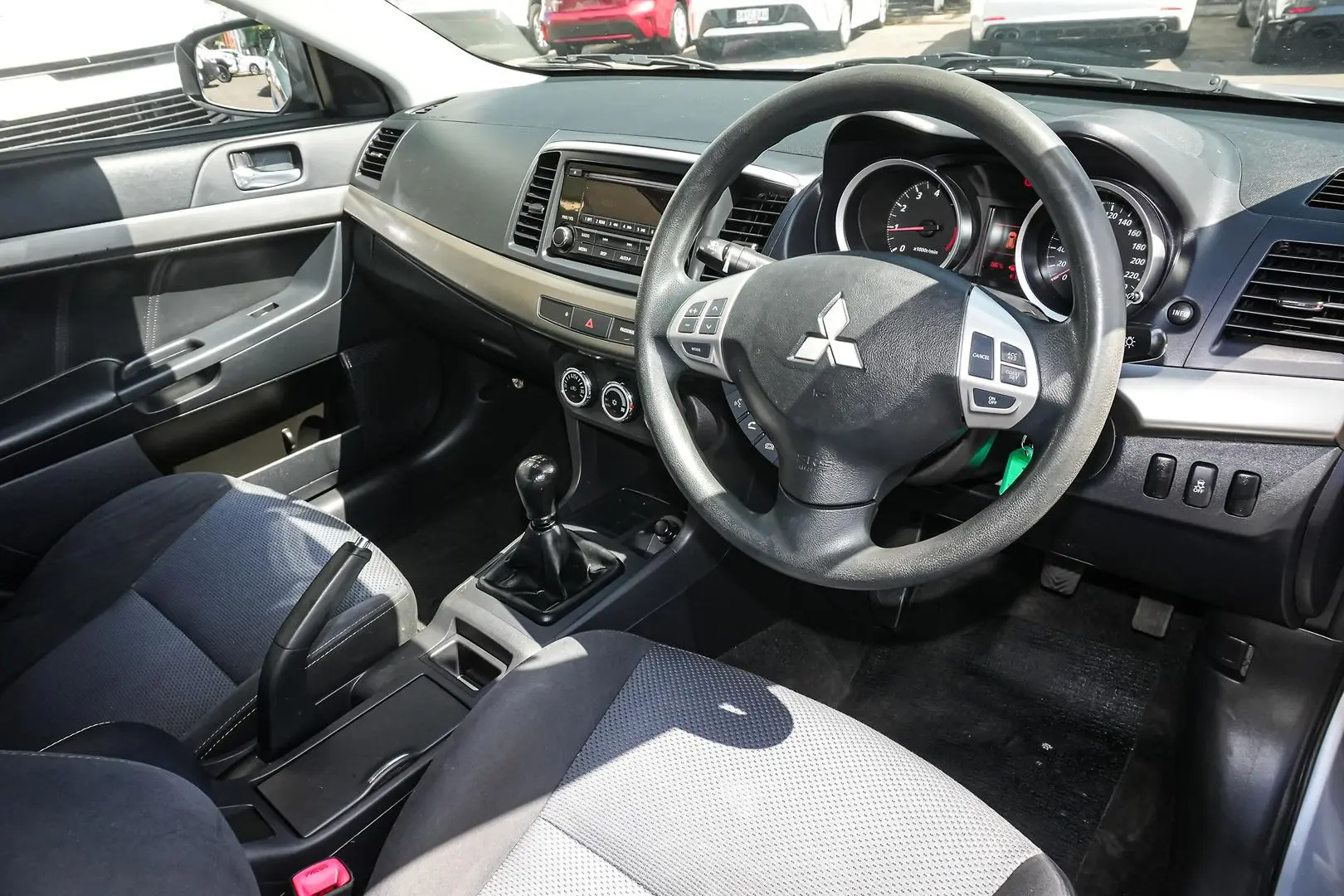 2014 Mitsubishi Lancer Gallery Image 14