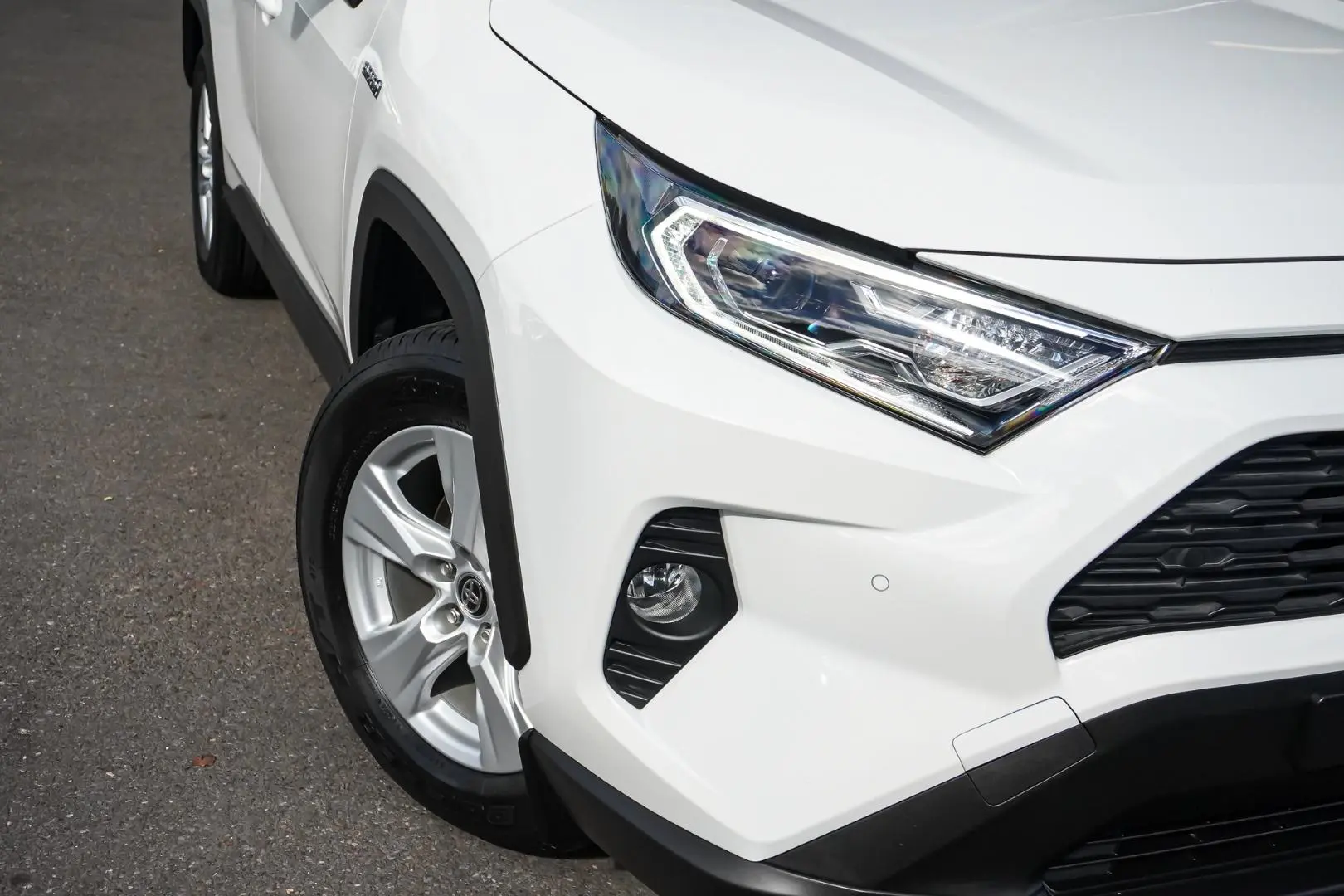 2021 Toyota RAV4 Gallery Image 11