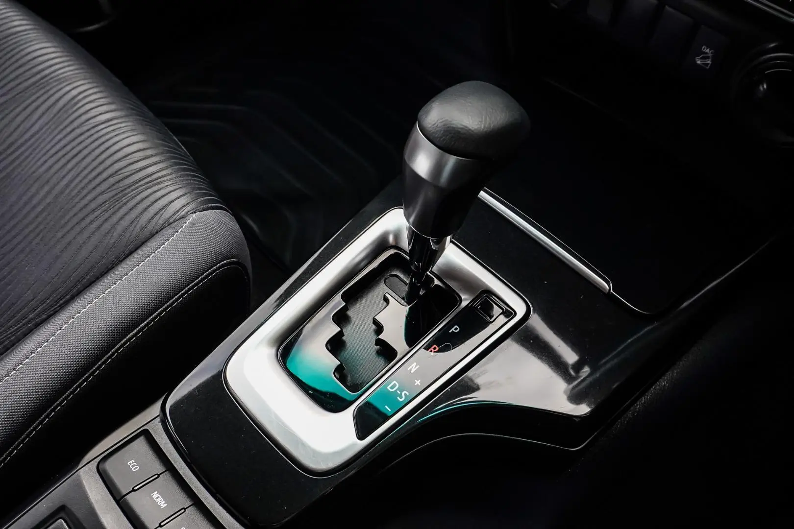 2021 Toyota Fortuner Gallery Image 19