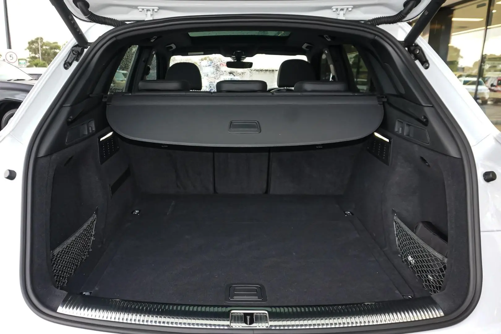 2024 Audi Q5 Gallery Image 10