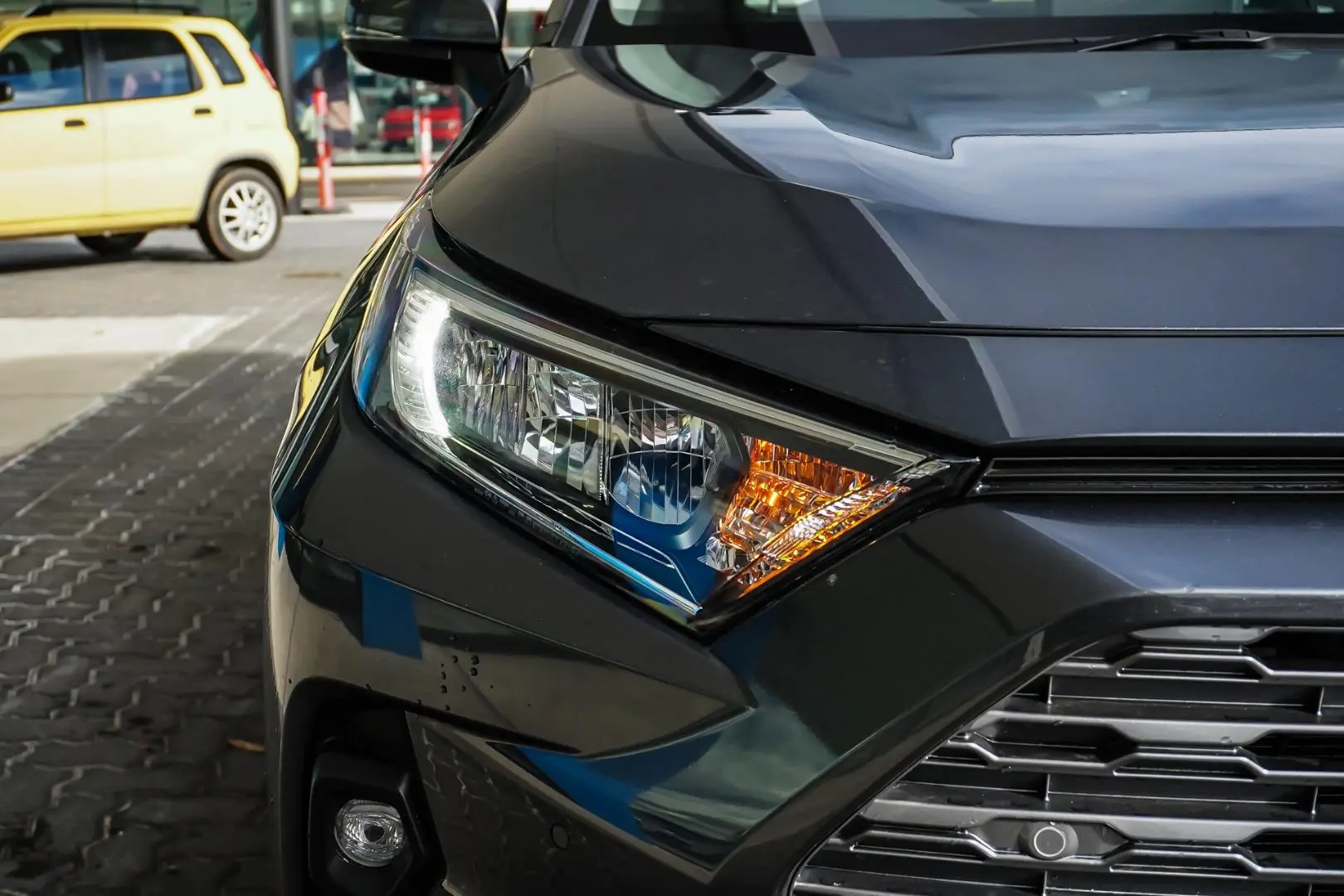 2024 Toyota RAV4 Gallery Image 12