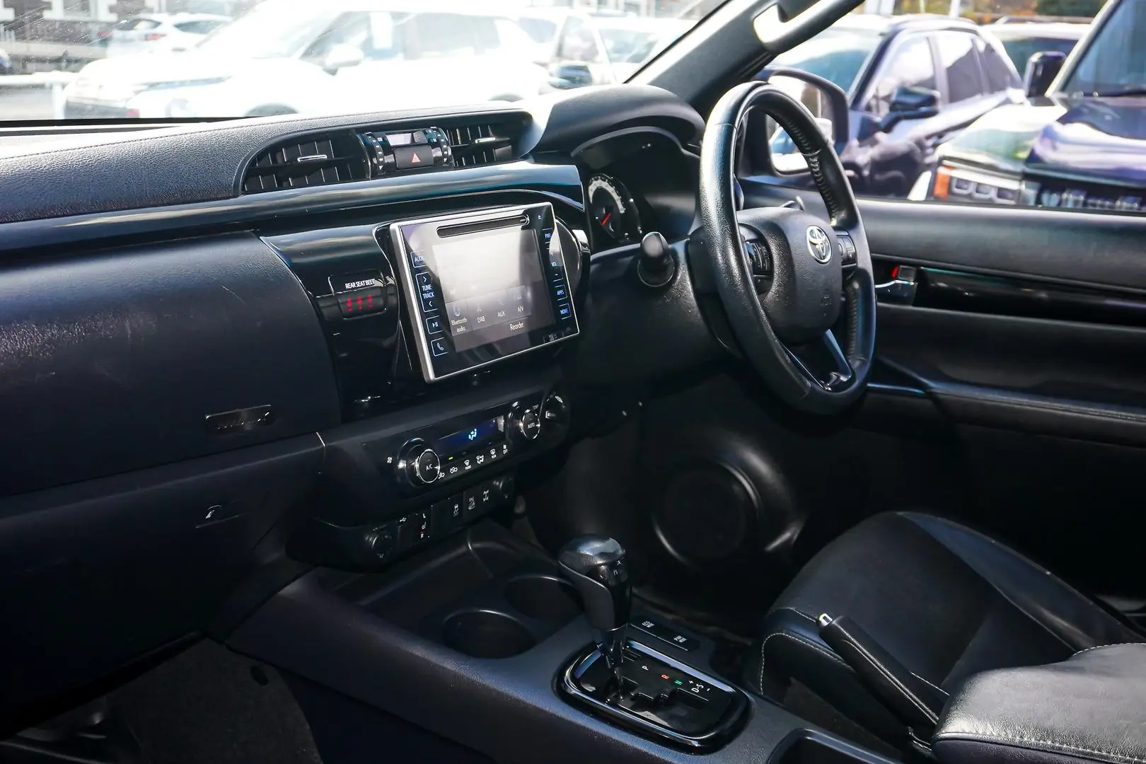 2018 Toyota Hilux Gallery Image 9