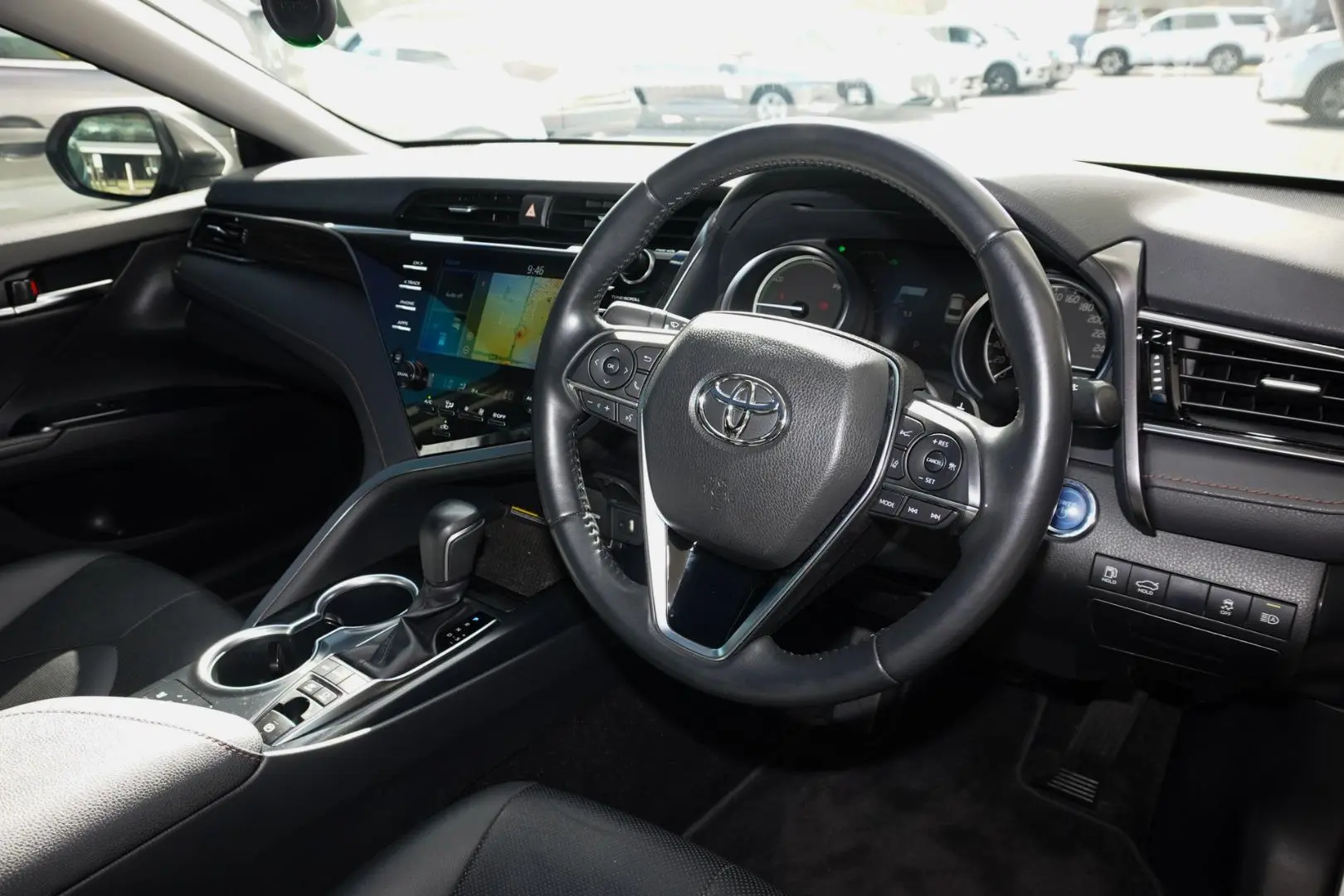 2019 Toyota Camry Gallery Image 7