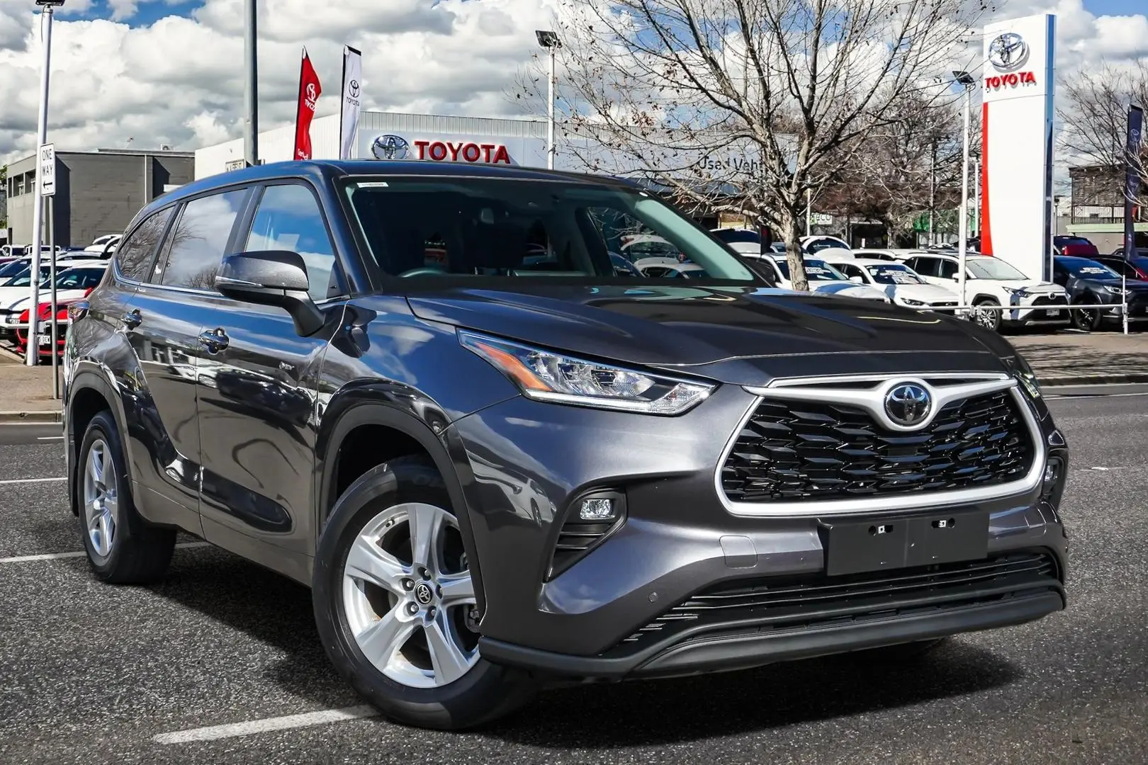 2024 Toyota Kluger Image