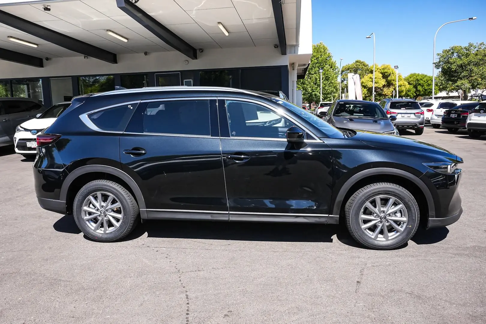 2023 Mazda CX-8 Gallery Image 4