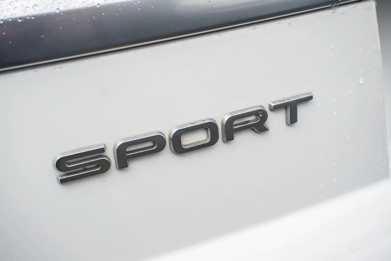 2017 Land Rover Range Rover Sport Gallery Image 16