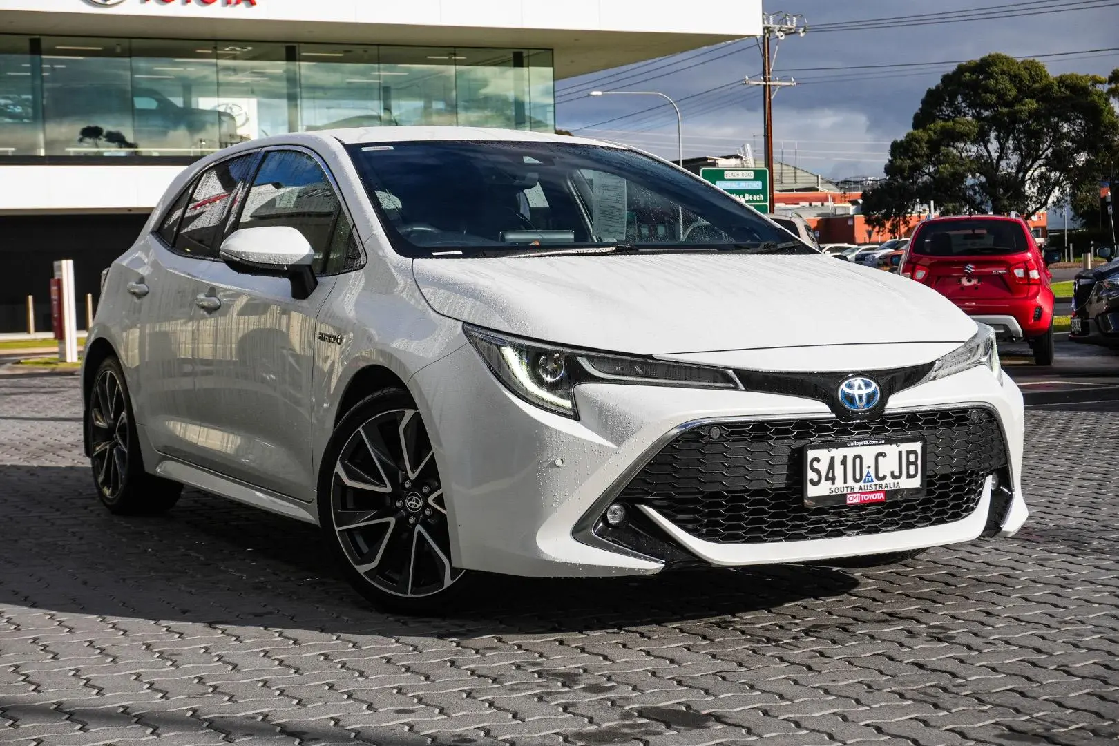 2020 Toyota Corolla Gallery Image 2