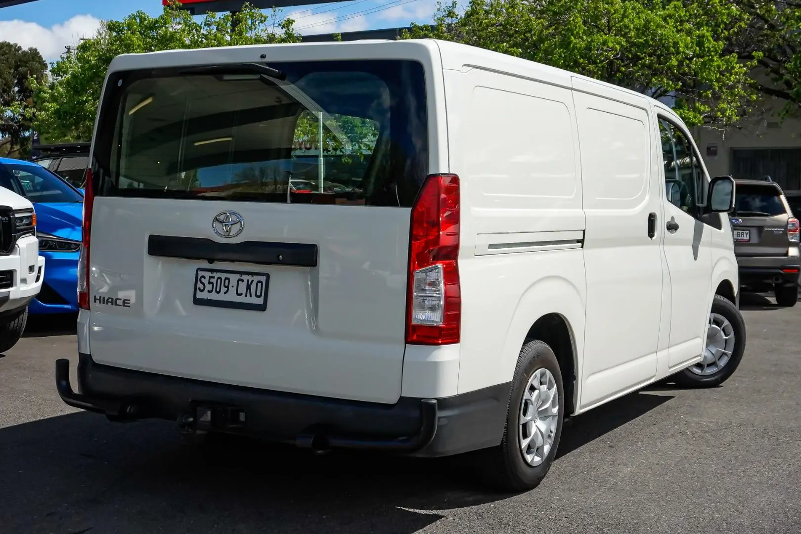 2021 Toyota Hiace Gallery Image 3