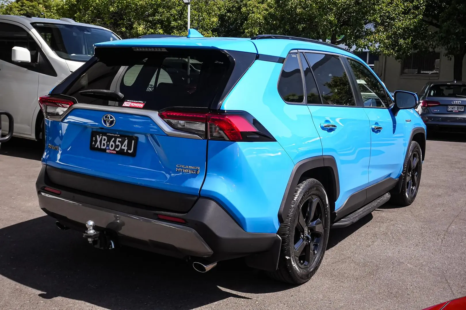 2020 Toyota RAV4 Gallery Image 3