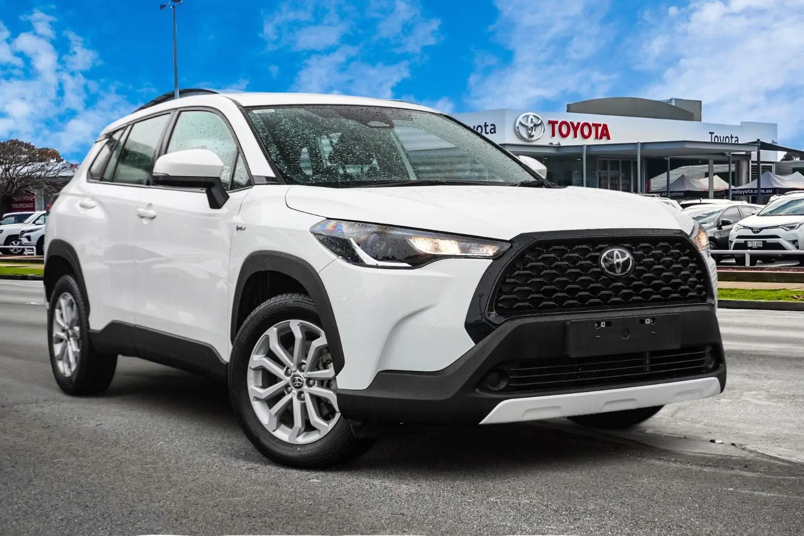 2024 Toyota Corolla Cross Gallery Image 1