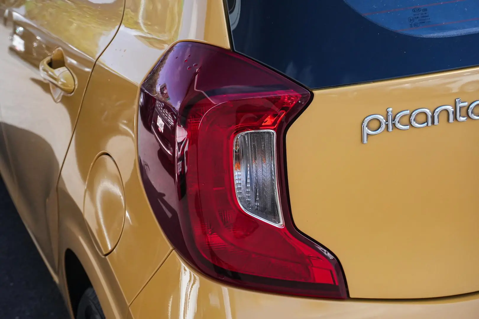 2017 Kia Picanto Gallery Image 13