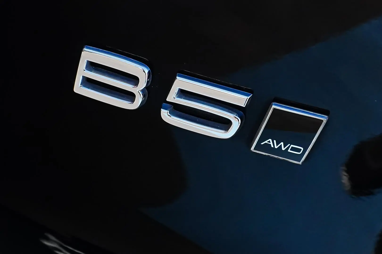 2023 Volvo XC40 Gallery Image 15