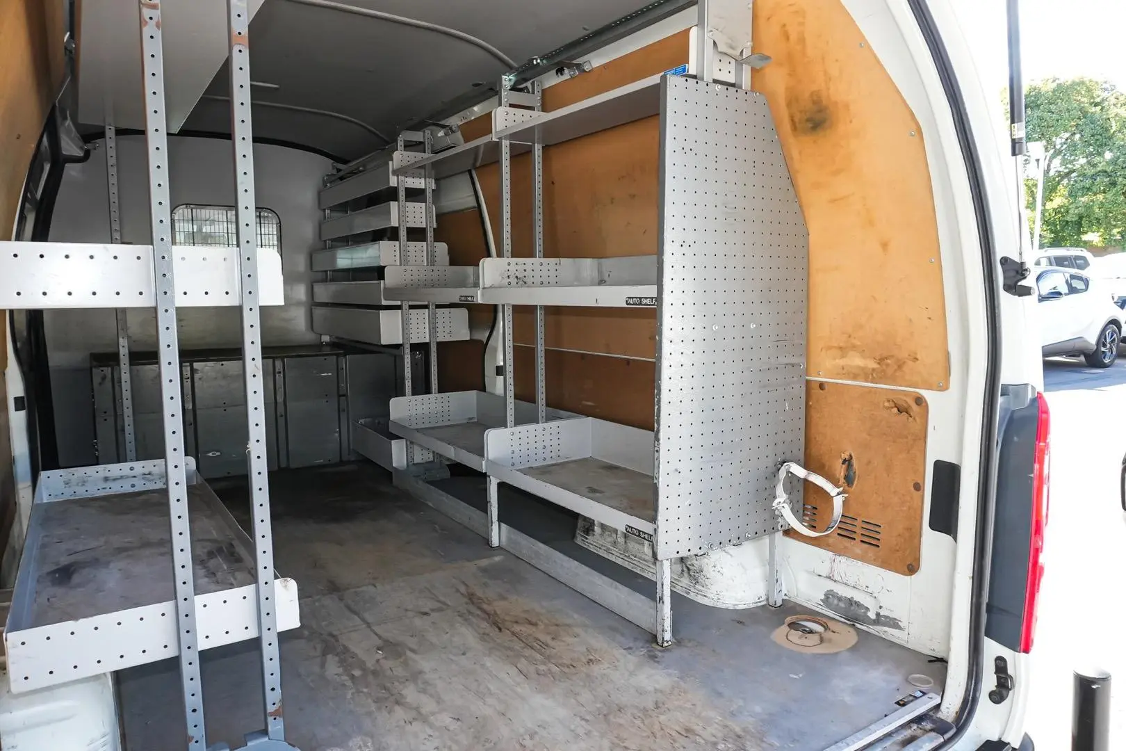 2017 Toyota Hiace Gallery Image 18