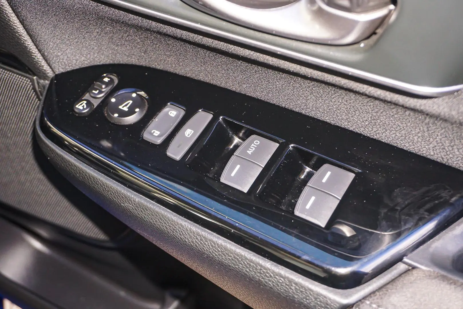 2019 Honda CR-V Gallery Image 17