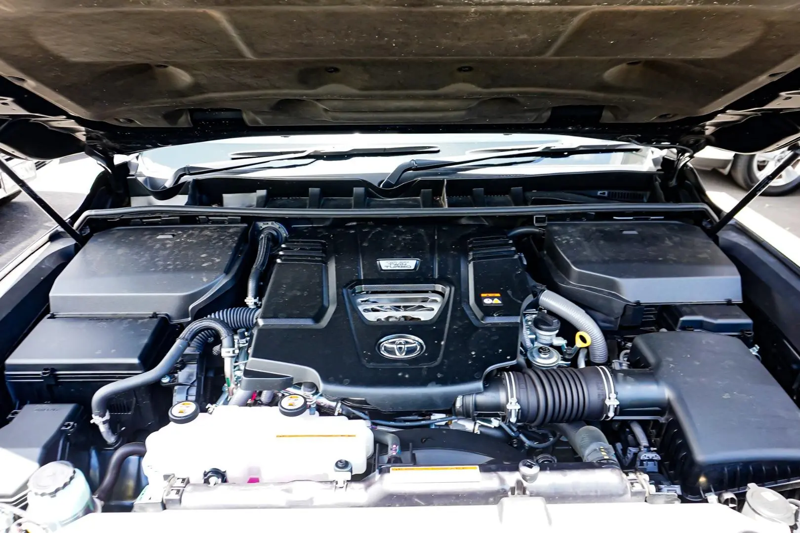 2024 Toyota Landcruiser Gallery Image 29