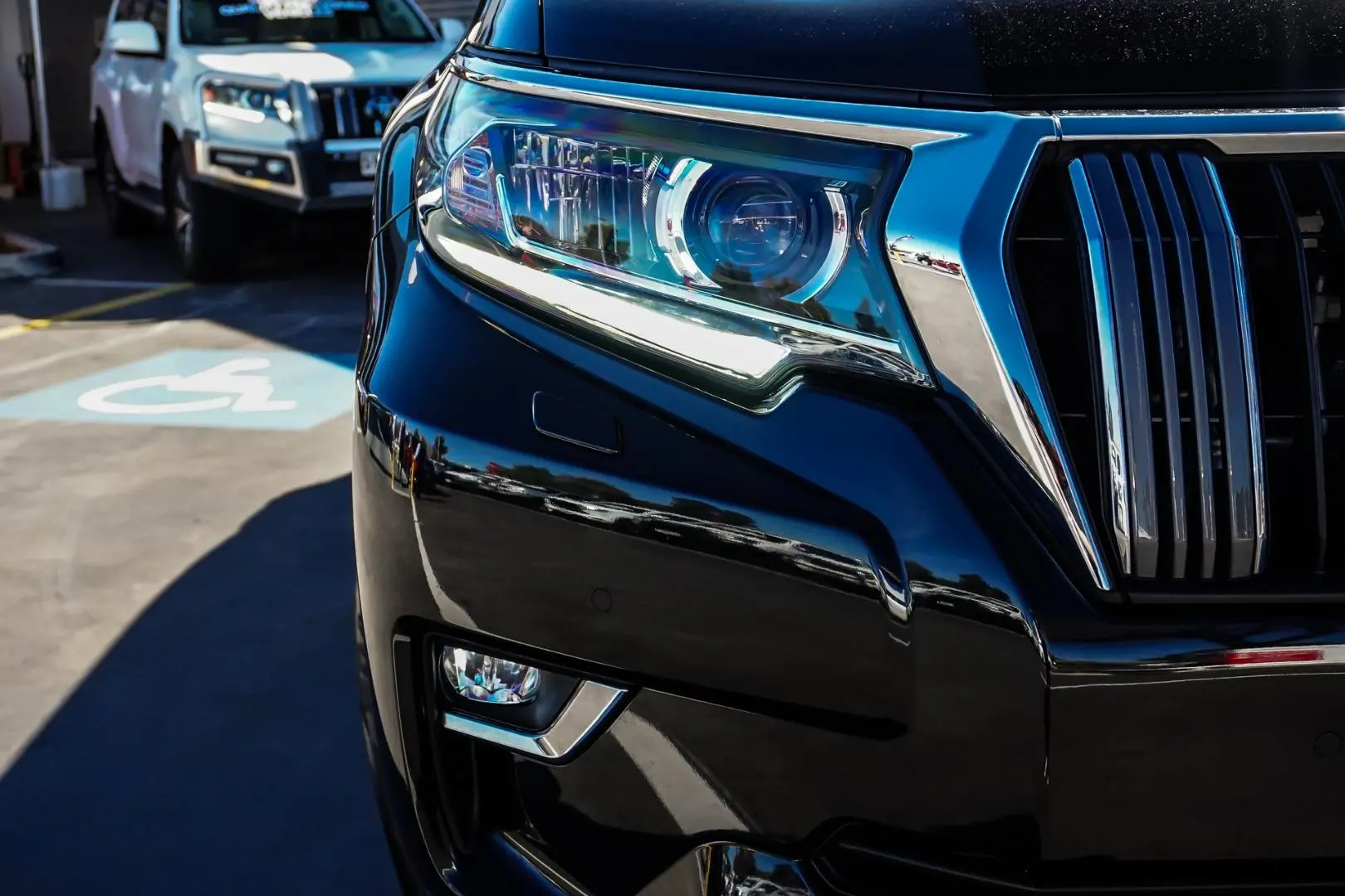 2018 Toyota Landcruiser Prado Gallery Image 14