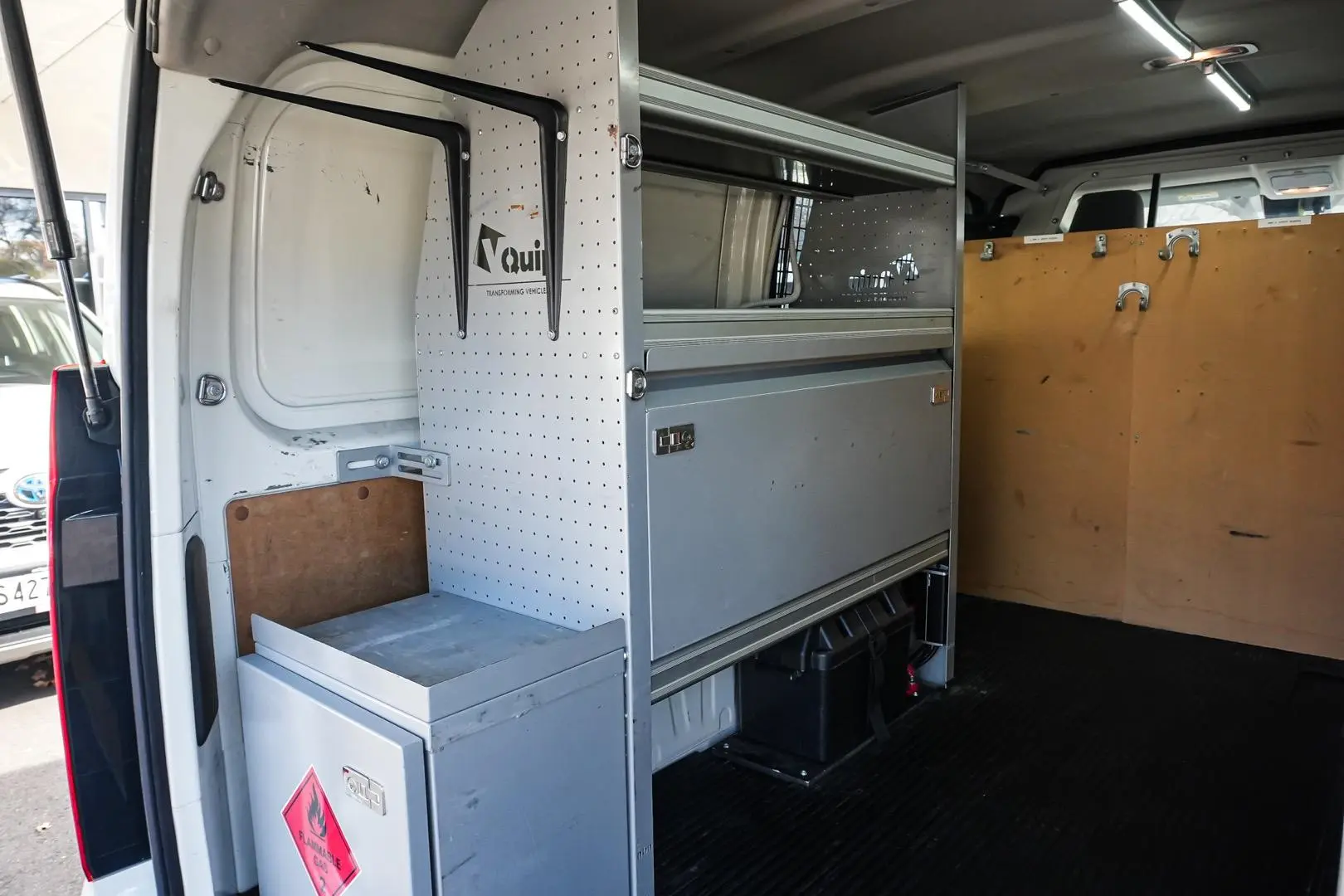 2019 Toyota Hiace Gallery Image 19