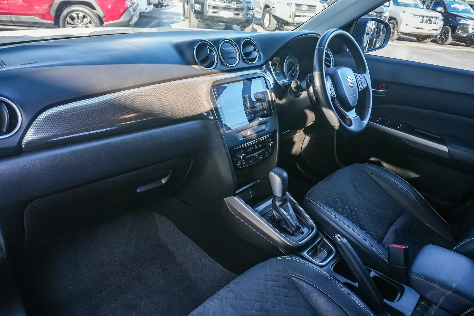 2022 Suzuki Vitara Gallery Image 10