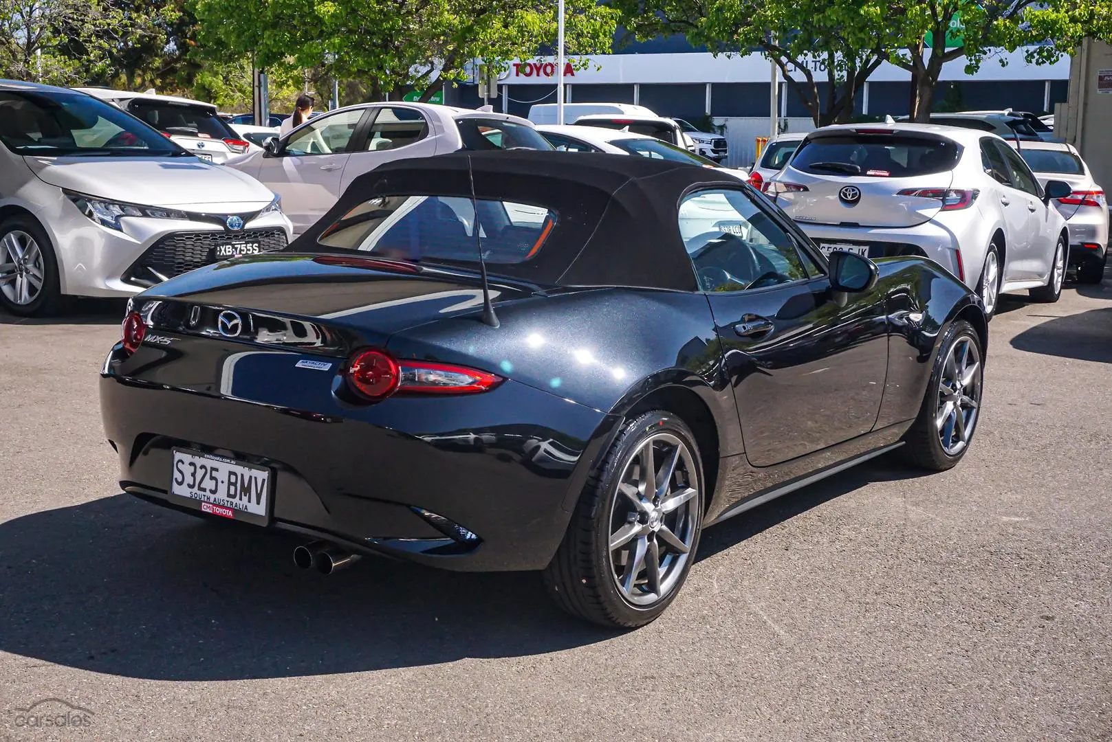 2016 Mazda MX-5 Image 2