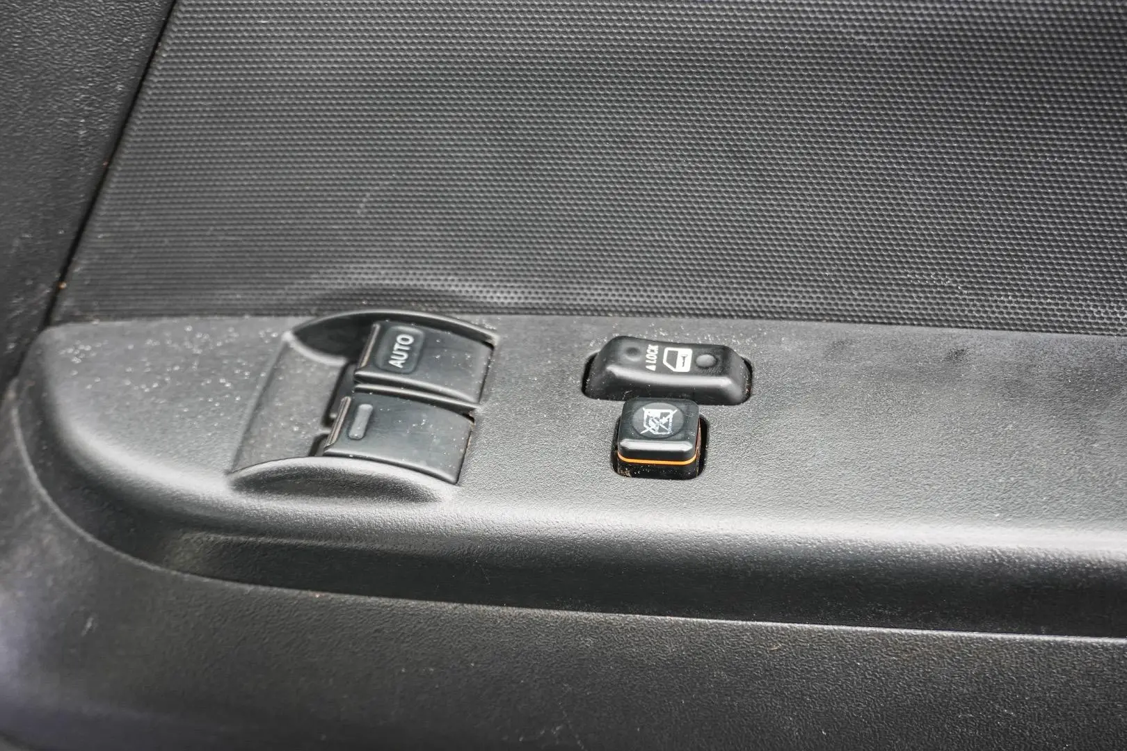 2017 Toyota Hiace Gallery Image 16