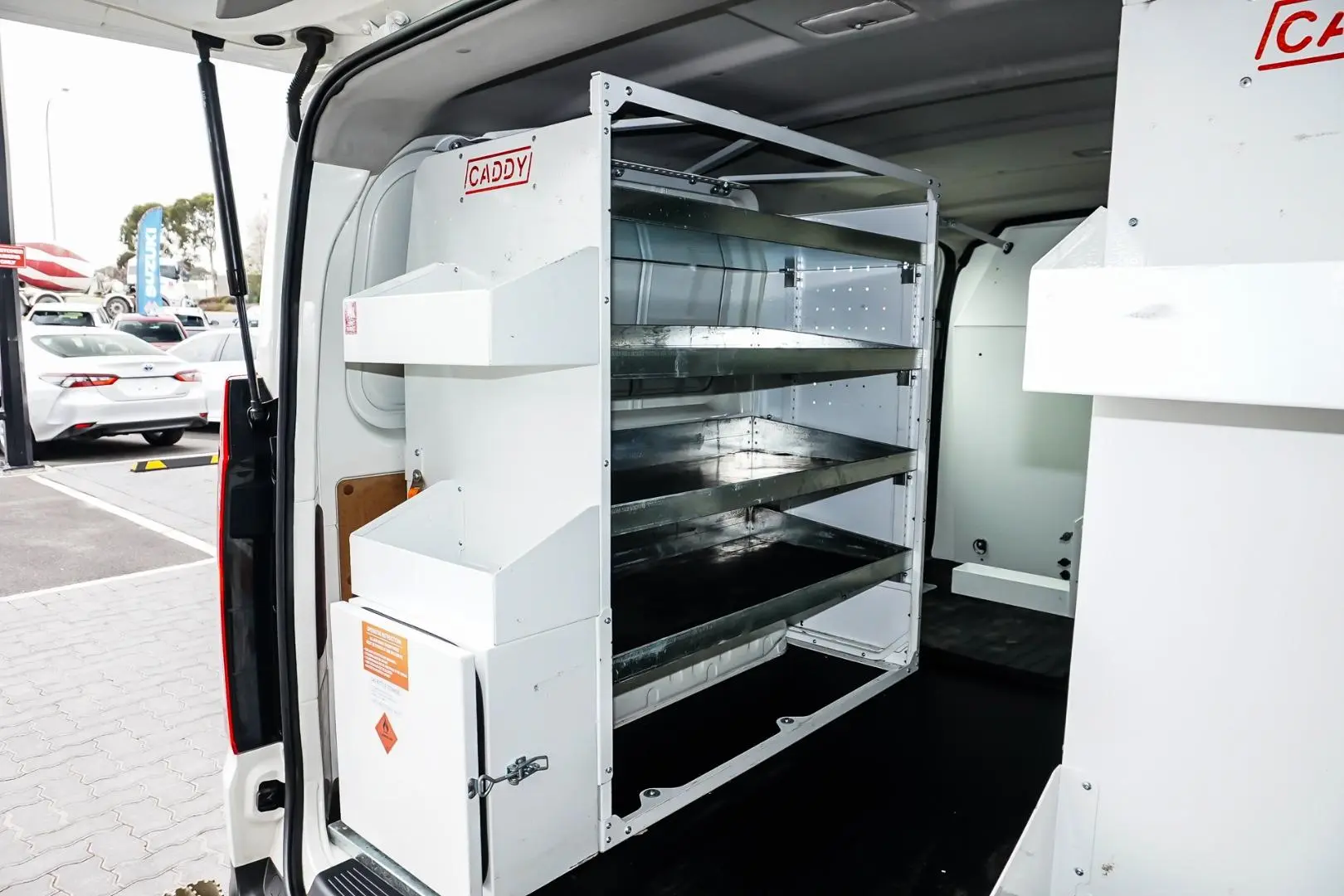 2020 Toyota Hiace Gallery Image 8