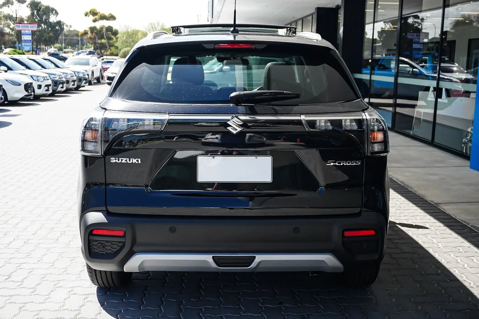 2023 Suzuki S-Cross Gallery Image 6