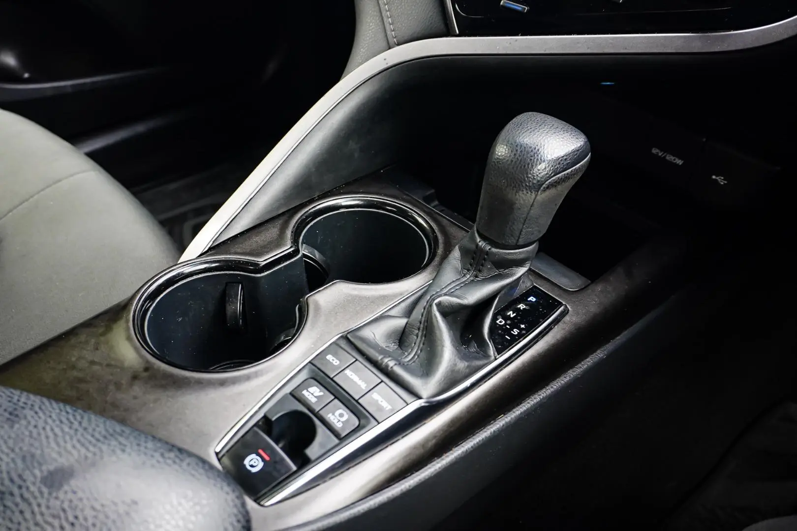 2021 Toyota Camry Gallery Image 19