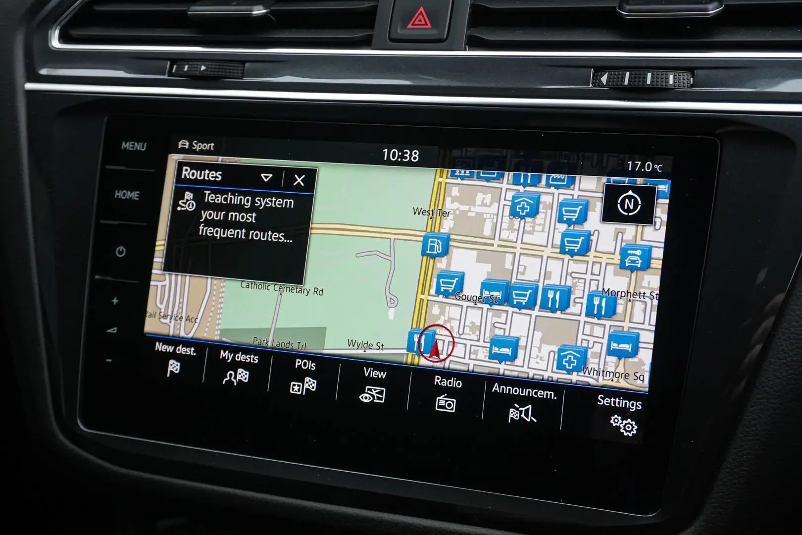 2020 Volkswagen Tiguan Gallery Image 24