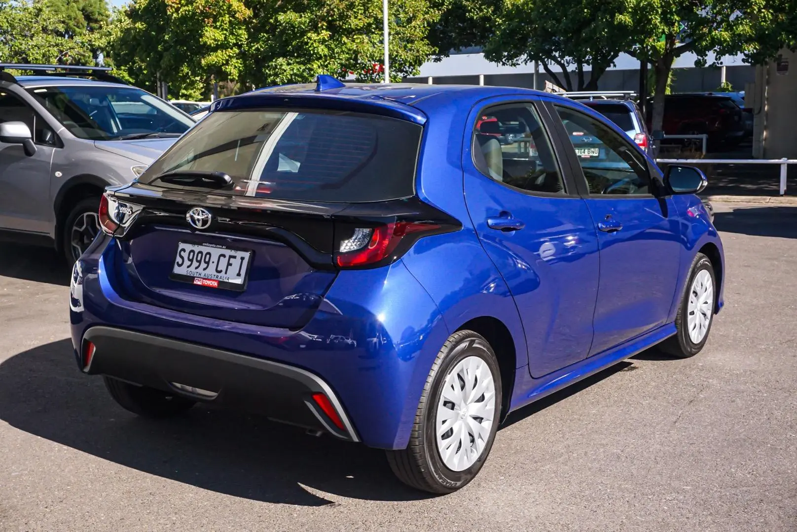 2020 Toyota Yaris Gallery Image 3