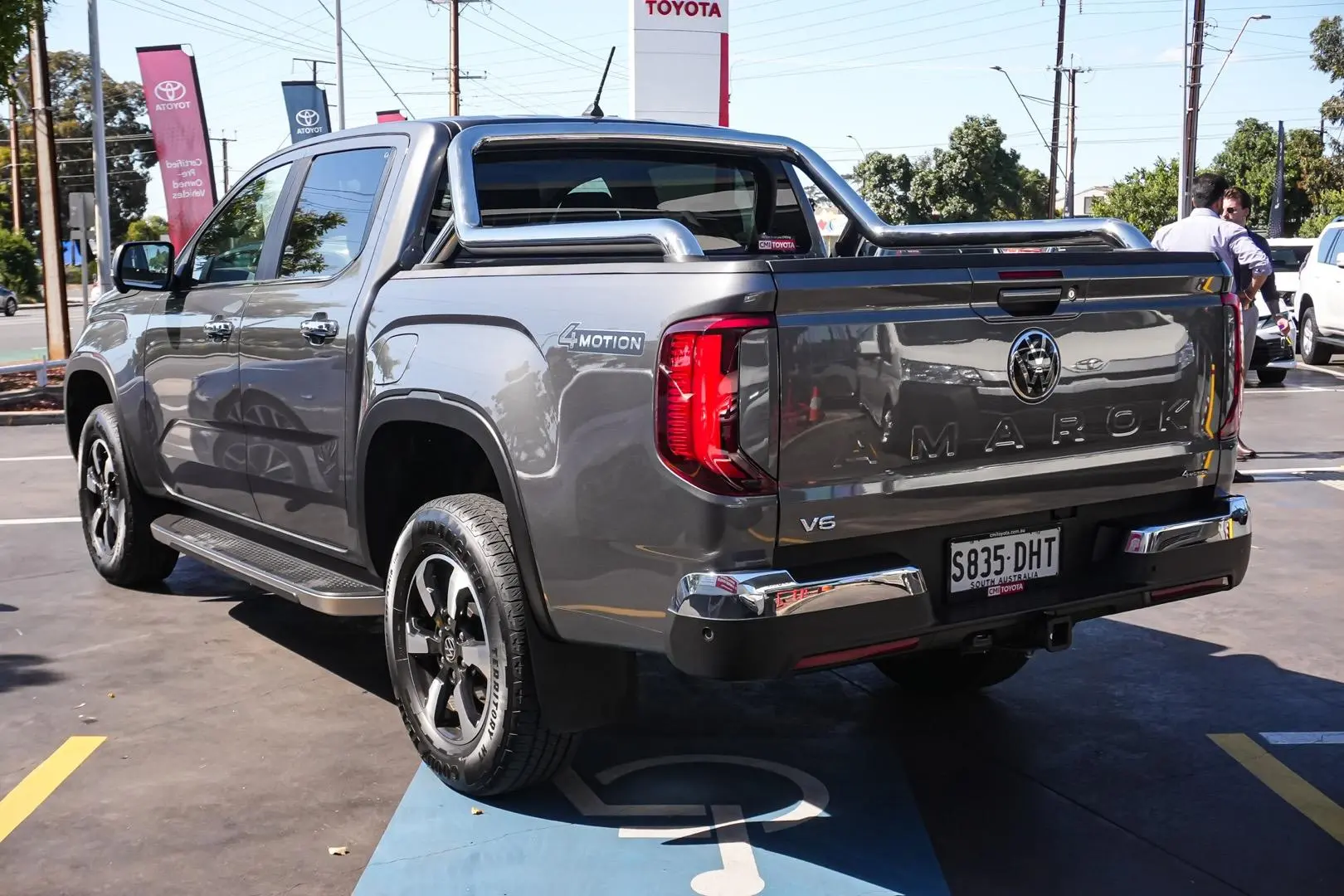 2023 Volkswagen Amarok Gallery Image 3